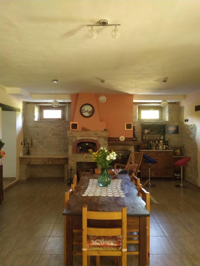 B&B Casale Giovannozzi Ascoli Piceno Bagian luar foto